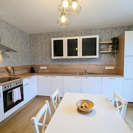 Maison Cocooning Avec Jardin, Pres Des Sentiers Et Lacs, Ideale Pour Famille Et Ski - Fr-1-589-649 Saint-Ame
